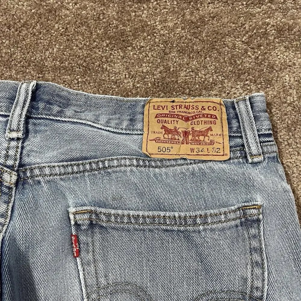 Levis 505 Jeans Mens 34x31 Light Wash Straight Fit Vintage Style USA